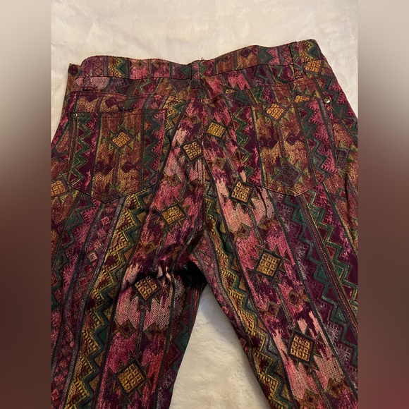 Unique piece Multicolor Distressed Cargo Jeans - Picture 4 of 4